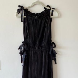 Lulu’s My Forever Love Pleated Balck Maxi